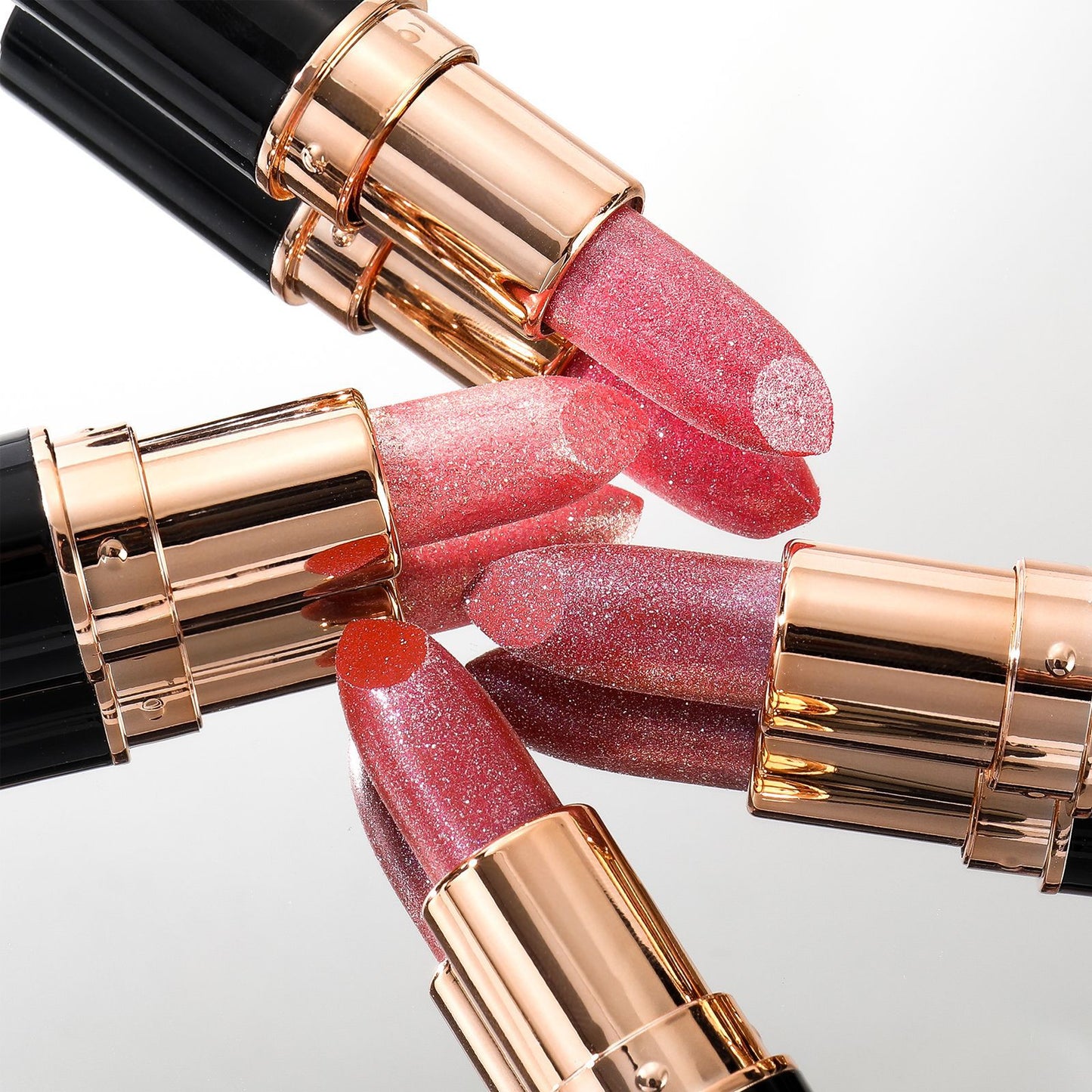 Vandaag's Special--Koop 1 en krijg 1 gratis💋Waterbestendige en hydraterende glitterlippenstift